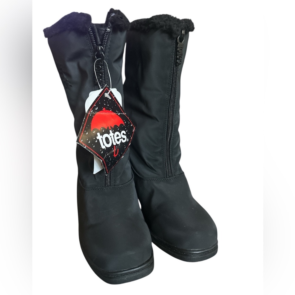 NWT Totes Waterproof Women’s Black Boots Size 6